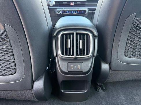 Used 2023 Hyundai Ioniq 6 SEL image 40