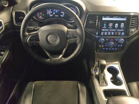 Used 2019 Jeep Grand Cherokee Altitude RWD image 22
