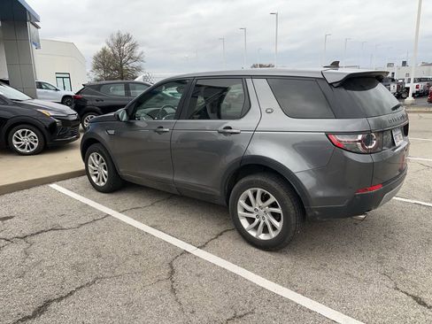 Used 2016 Land Rover Discovery Sport HSE image 3