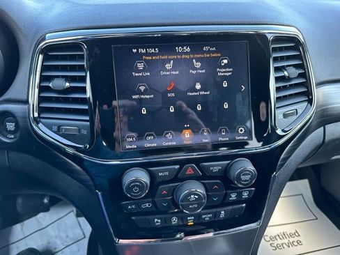 Used 2020 Jeep Grand Cherokee Laredo w/ Security & Convenience Group image 28