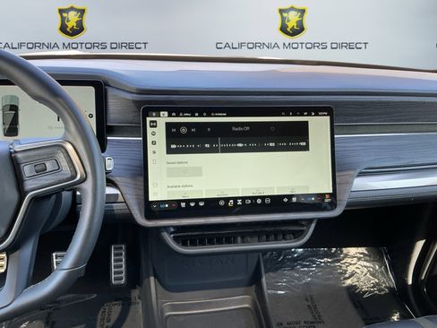 Used 2024 Rivian R1S Adventure AWD/4WD image 13