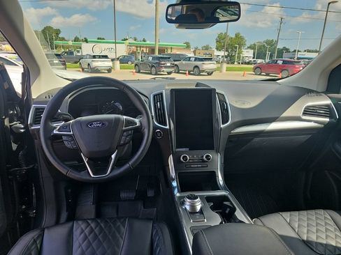 Used 2024 Ford Edge Titanium AWD/4WD image 14