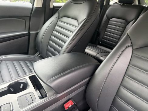 Used 2022 Ford Edge SEL AWD/4WD image 21
