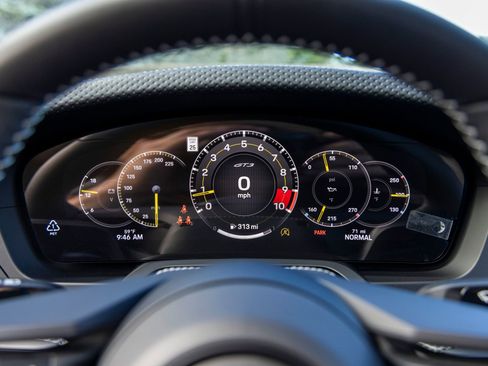 Certified 2025 Porsche 911 GT3 RWD image 42
