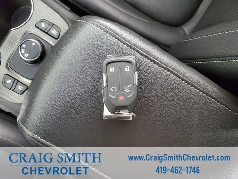 Used 2020 GMC Acadia SLT w/ Premium Package image 32