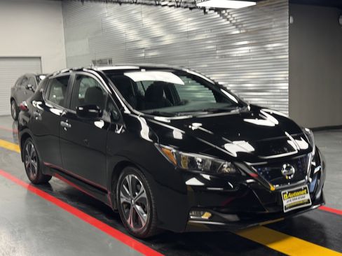 Used 2021 Nissan Leaf SV image 6