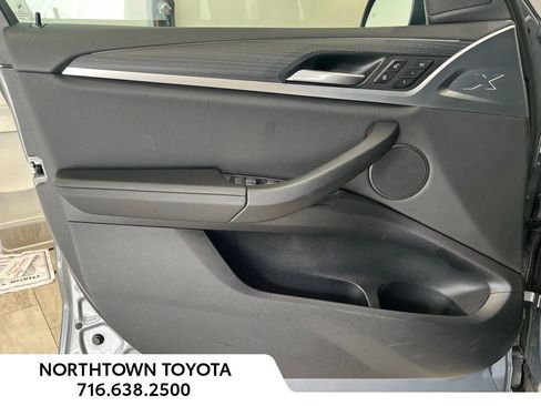 Used 2024 BMW X3 xDrive30i image 5