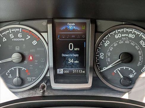 Used 2022 Toyota Tacoma TRD Sport w/ TRD Premium Sport Package RWD image 10