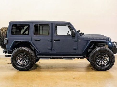 Used 2024 Jeep Wrangler Unlimited Rubicon w/ Technology Group image 12