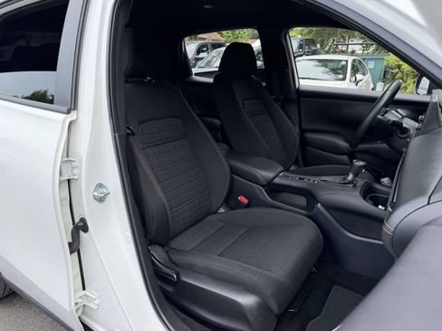 Used 2024 Honda HR-V Sport image 11