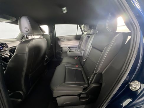 Used 2023 Volkswagen Atlas Cross Sport SE image 23