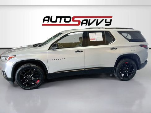 Used 2021 Chevrolet Traverse Premier w/ Redline Edition AWD/4WD image 4