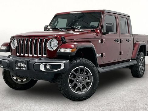 Used 2021 Jeep Gladiator Overland AWD/4WD image 14
