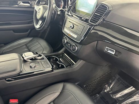 Certified 2017 Mercedes-Benz GLE 350 4MATIC image 32