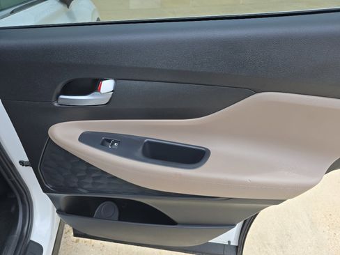 Used 2023 Hyundai Santa Fe SEL FWD image 17