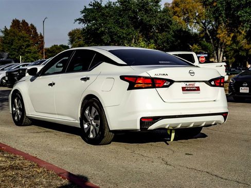 Used 2024 Nissan Altima 2.5 S image 7