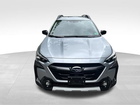Used 2023 Subaru Outback Limited AWD/4WD image 9