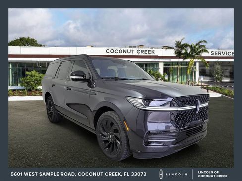 New 2025 Lincoln Navigator Reserve w/ Jet Appearance Package AWD/4WD image 1