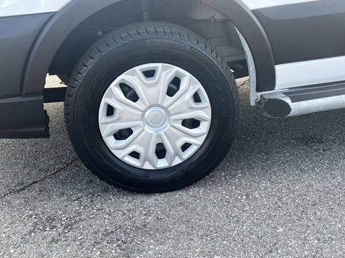 Used 2024 Ford Transit 250 Low Roof w/ Exterior Upgrade Package image 29