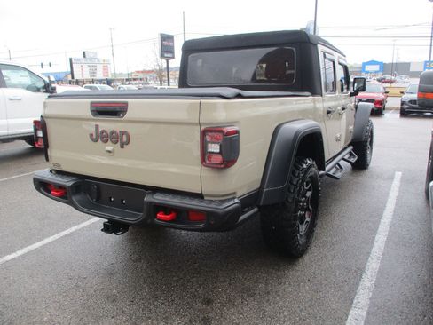 Used 2022 Jeep Gladiator Rubicon w/ LED Lighting Group image 19