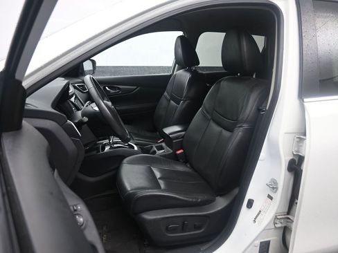 Used 2014 Nissan Rogue SL image 20