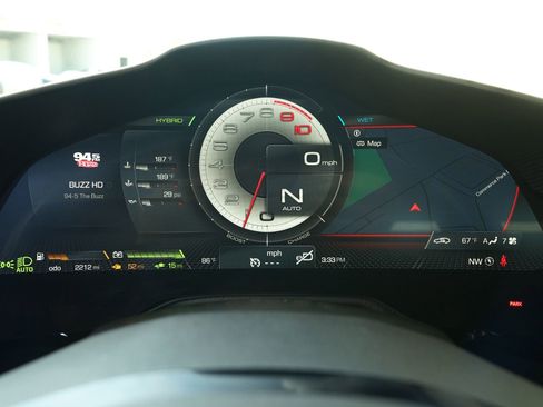 Used 2022 Ferrari SF90 Stradale image 18