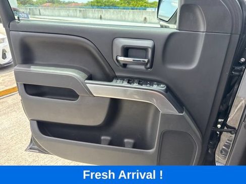 Used 2017 Chevrolet Silverado 1500 LT w/ All Star Edition RWD image 9