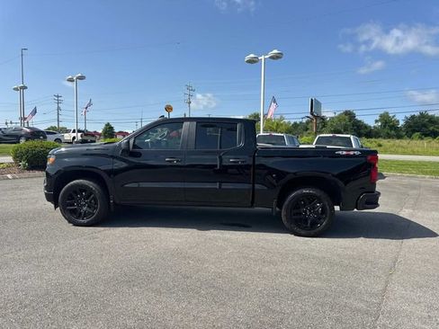 Used 2024 Chevrolet Silverado 1500 Custom w/ LPO, Dark Essentials Package AWD/4WD image 7