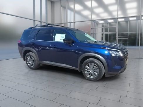 New 2026 Nissan Pathfinder SV AWD/4WD image 2