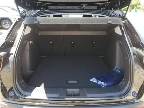 New 2026 Chevrolet Trax LT FWD image 10