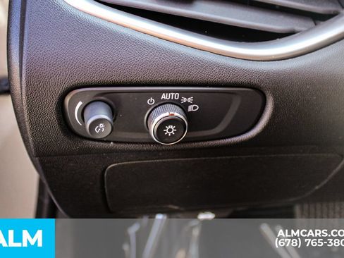 Used 2025 Chevrolet Malibu LT FWD image 29