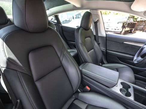 Used 2022 Tesla Model 3 RWD image 24