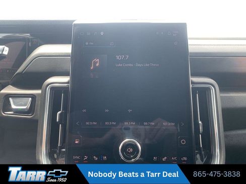 Used 2025 GMC Yukon Denali AWD/4WD image 12