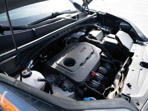 Used 2021 Kia Sportage LX image 32