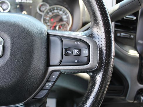 Used 2024 RAM 2500 Tradesman w/ Chrome Appearance Group image 28