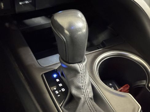 Used 2024 Toyota Camry XSE FWD image 17
