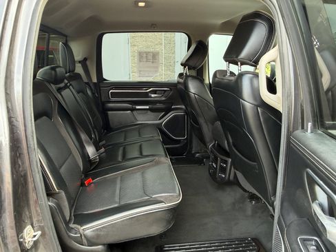 Used 2022 RAM 1500 Laramie AWD/4WD image 25
