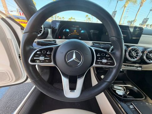 Used 2021 Mercedes-Benz A 220 image 17