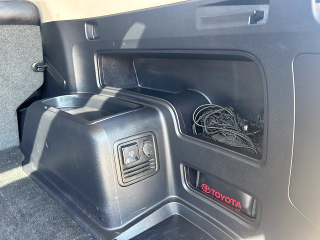 Used 2022 Toyota 4Runner SR5 Premium w/ Moonroof Package AWD/4WD image 10