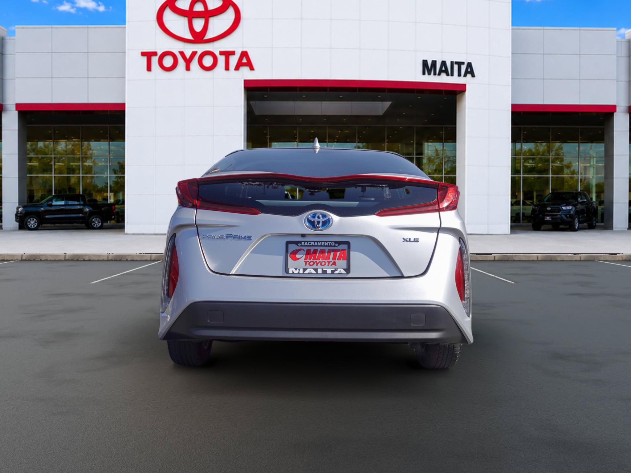 Used 2022 Toyota Prius Prime XLE FWD image 4
