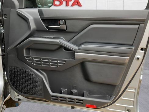 New 2026 Toyota Tacoma SR5 AWD/4WD image 12