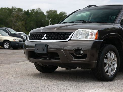 Used 2011 Mitsubishi Endeavor LS AWD/4WD image 25