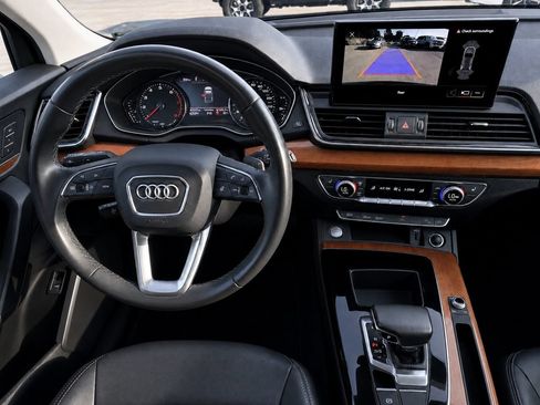 Used 2022 Audi Q5 2.0T Premium w/ Convenience Package AWD/4WD image 35