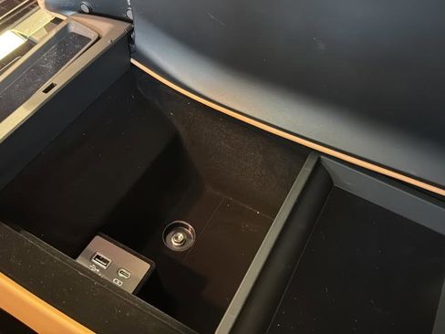 Certified 2025 Lexus LS 500 AWD w/ Luxury Package image 27