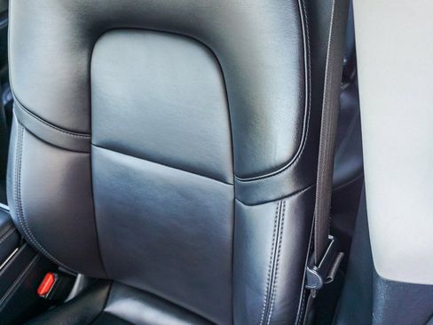 Used 2018 Tesla Model 3 Long Range image 21