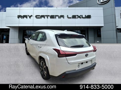 Used 2025 Lexus UX 300h AWD w/ Accessory Package (Z1) image 4
