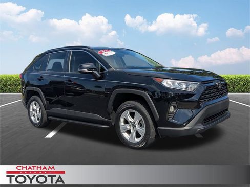 Certified 2021 Toyota RAV4 XLE w/ Convenience Package FWD image 1