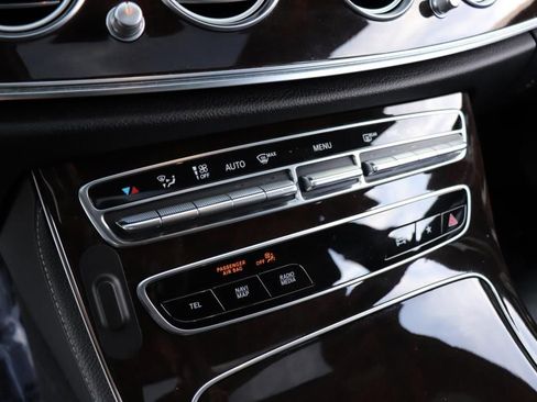 Used 2021 Mercedes-Benz E 350 4MATIC Sedan w/ Premium Package image 55