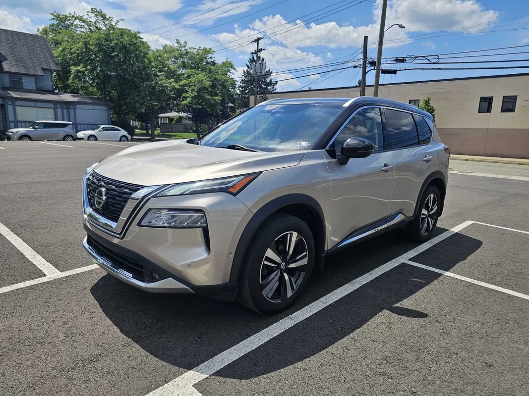 Used 2021 Nissan Rogue Platinum AWD/4WD image 3