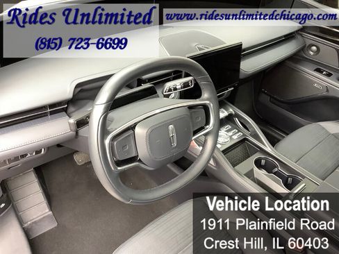 Used 2025 Lincoln Nautilus Reserve w/ Jet Appearance Package image 24